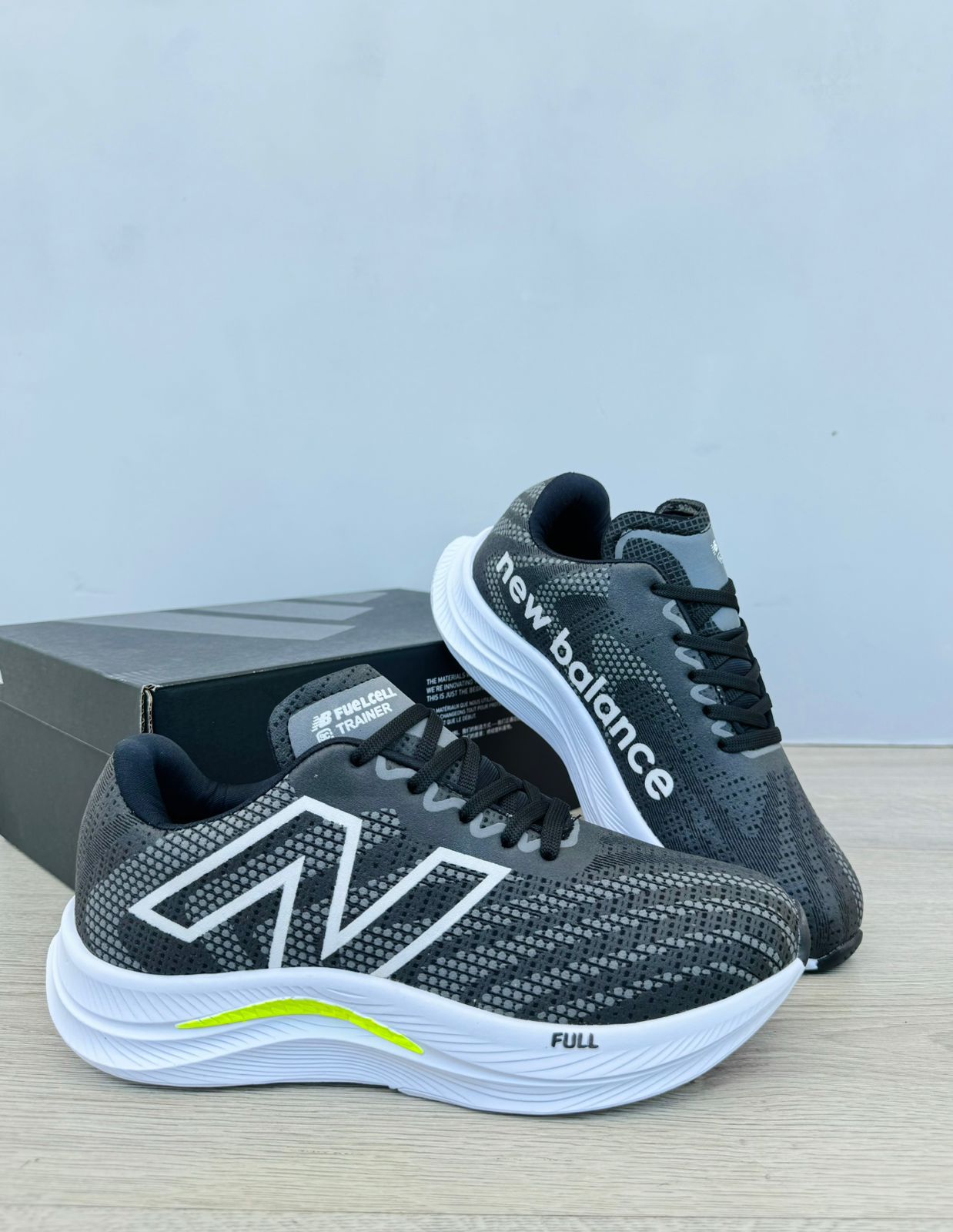 TENIS QUE COMBINA CON TODO: NEW BALANCE FUELCELL RUNNING